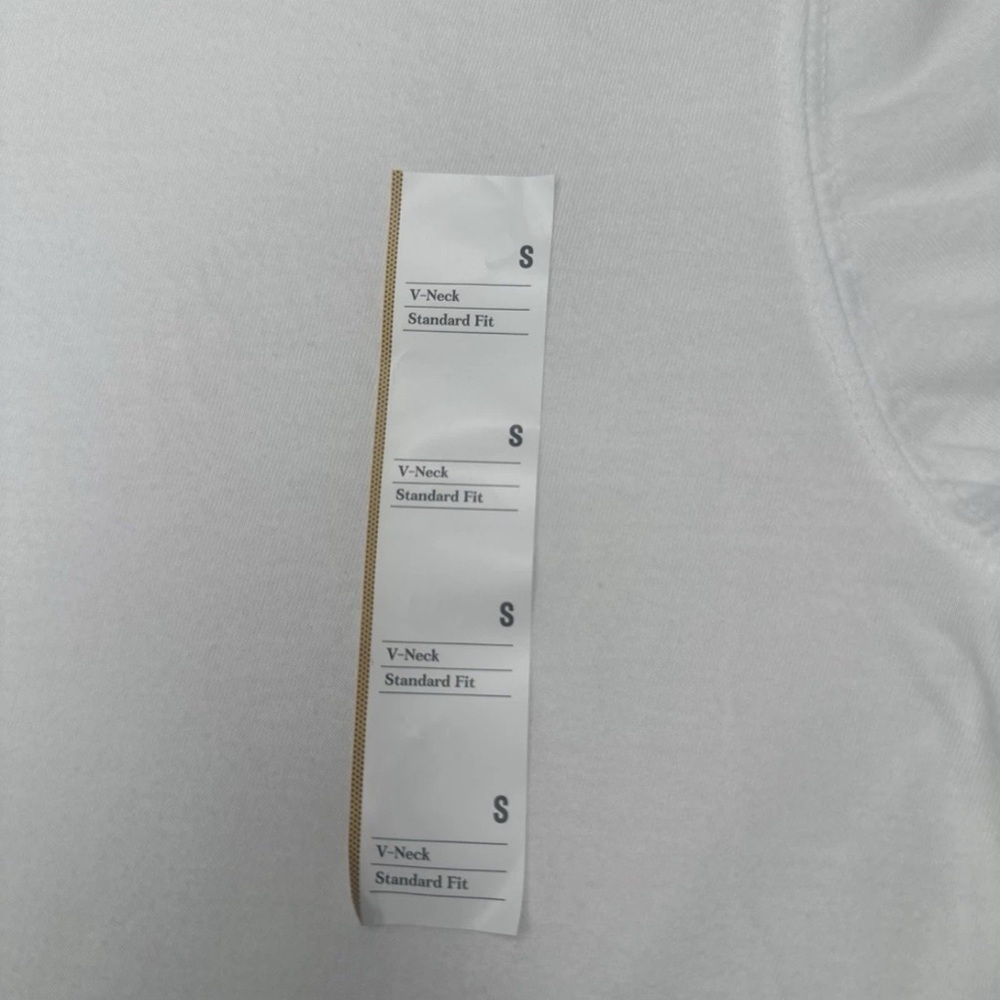 Goodfellows Every Wear V-Neck White Men’s Size Small Standart Fit Tag Free - Picture 5 of 8